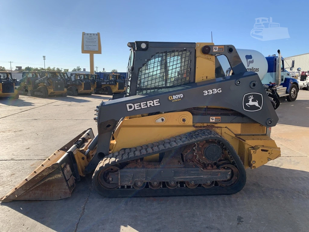 2023 John Deere 333G