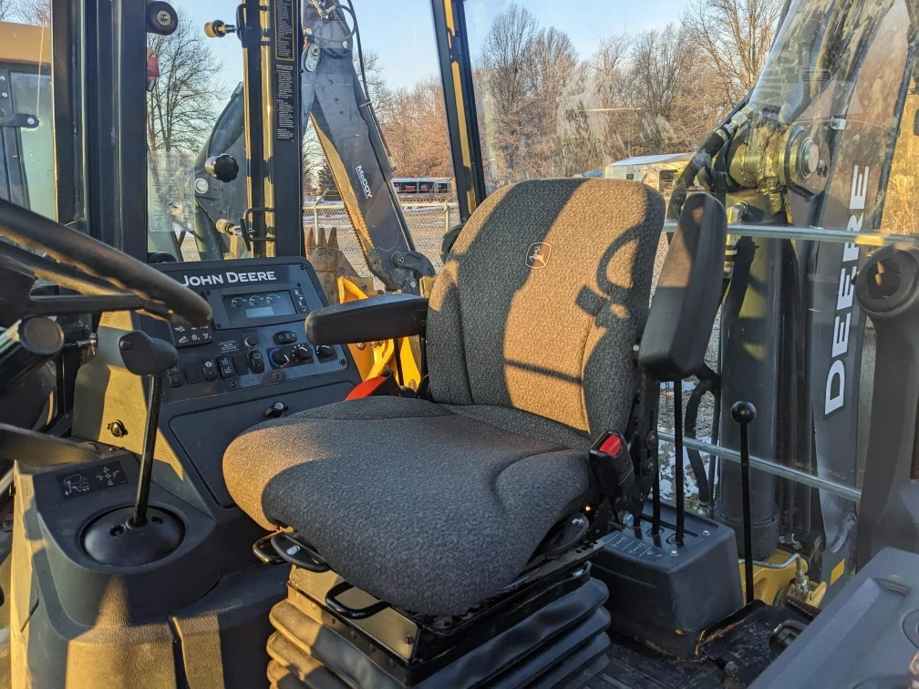 2022 John Deere 310SL